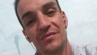 Atan un cable de fibra óptica cruzando la calle, un motociclista queda enganchado con su cuello y muere