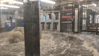 Las lluvias torrenciales en Nueva York inundan el metro y cancelan 1.200 vuelos
