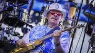 Carlos Santana celebra 25 años de ‘Supernatural’ en el Palau Sant Jordi