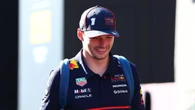 Max Verstappen pone fin a los rumores sobre su futuro confirmando que seguirá en Red Bull la próxima temporada