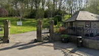 Muere un niño de 4 años tras caerle encima una lápida en un cementerio