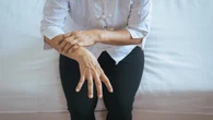 Científicos chinos desarrollan un parche que detecta el Parkinson a través del sudor