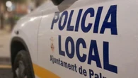 Detienen a un joven por conducir ebrio y sin un neumático ni parachoques tras sufrir un accidente en Mallorca