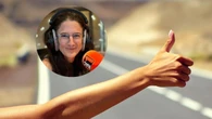 Maria Nicolau, sobre el autostop: “Hoy he cogido a un autostopista y me gusta hacerlo. Cuando he parado, he visto que llevaba muchas maletas. ¡Qué viaje más entretenido!”