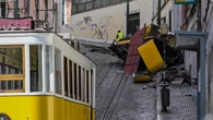 “Podíamos haber sido nosotros”: turistas y lisboetas explican como lograron sobrevivir a la tragedia del Elevador da Gloria
