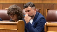 Rufián acusa a Junts de hacer “daño” a Catalunya por “odiar a la gente inmigrada”