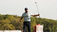 Rahm apaga el infierno de Bethpage con un estreno descomunal