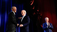 Biden, Obama y Clinton reaparecerán en una convención demócrata marcada por las protestas por Gaza