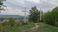 Turystyka na Dolnym Śląsku Tajemnicza Góra Trzech Krzyży. Turyści wciąż ją odkrywają