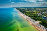 Bezpieczne wakacje Kąpieliska bez sinic i ryzyka. Gdzie nad Bałtykiem woda jest czysta?