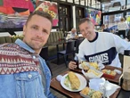 szok? Tyle zapłacili za dwa dorsze, frytki i surówkę! Influencerzy pokazali paragon znad morza