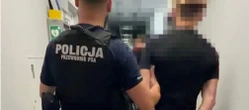 kryminalne Brutalny napad w Wejherowie! Nastolatkowie skatowali mężczyznę, wyrzucili jego plecak w zarośla