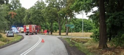 Śmierć na drodze Auto wypadło z drogi i uderzyło w drzewo, 13-latek zginął na miejscu. Nowe ustalenia w sprawie tragicznego wypadku