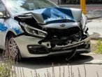 Ups! Radiowóz huknął w elektryka. Niecodzienna kraksa w centrum Warszawy