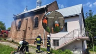 Pożar w kościele Przerażająca pożoga w kościele. Płomienie buchały przez okna! Ogień strawił całe wnętrze
