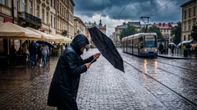 Raz za ciepło, raz za zimno! Zimny i deszczowy początek lipca! Prognoza pogody na weekend
