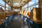 Warszawskie Linie Turystyczne Parówki i akwaria. Młodsi znają je tylko ze zdjęć. W Warszawie ruszył sezon zabytkowych tramwajów