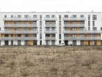 ABSURD POD WARSZAWĄ Kupili mieszkania, wprowadzili się, a teraz mogą je stracić. Urzędniczy spór może odebrać ludziom dach nad głową