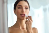 Strefa beauty Sekrety młodej skóry: kompleksowy przewodnik po pielęgnacji przeciwzmarszczkowej