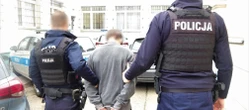 Rozbój 16- i 17-latek terroryzowali ulice Krakowa. Najpierw napadli na dzieci, potem na taksówkarza
