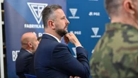 Burza o pomoc wojskową dla Ukrainy Kosiniak-Kamysz odtajnia donacje dla Ukrainy. SKW ma zbadać przecieki