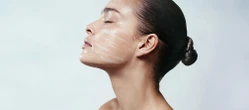 Strefa beauty Douglas rusza ze szkołą pielęgnacji. Nowa usługa dostępna w 50 perfumeriach