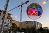 Straszny wypadek Dramat przed Komendą Policji w Warszawie. Mężczyzna spadł z żurawia, zginął na miejscu