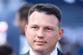 wybuchła burza Mentzen znów uczepił się artystów. Pokazał grafikę i pyta: "To autorce tego mam zapewnić emeryturę? Serio?"