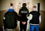 szok 13-letnia dziewczynka rozprowadzała narkotyki wśród swoich rówieśników! Policja namierzyła dilera