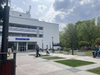 Ciekawostki Nadmorskie uzdrowisko czeka na kuracjuszy. Przed znanym sanatorium pustki
