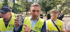 AWANTURA W CENTRUM BERLINA Córka Bąkiewicza pokazała nagranie. „Tata wymiotuje i ma połamane żebra”