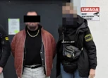 Policjanci w akcji Handlarz bronią wpadł po roku ukrywania. Policja dopadła 61‑latka związanego z gangiem mokotowskim