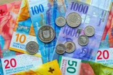 dwie możliwości QUIZ. Waluty państw Unii Europejskiej. Nie wszędzie zapłacisz w euro!