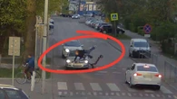 Wypadek w Łukowie Dwie nastolatki na jednej hulajnodze uderzyły w auto
