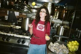 Moda i dobre smaki NAJI Studios prezentuje „The Oyster Club” – limitowaną kolekcję T-shirtów stworzonych we współpracy z Port Royal