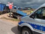 wypadek Pociąg staranował ciągnik rolniczy. Wypadek na niestrzeżonym przejeździe kolejowym