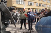 Wiadomości Gorąco pod białostocką hutą szkła. Pracownicy zorganizowali protest