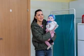 Pierwsza miłość Pierwsza miłość, odcinek 4222: Córeczka Jadzi pilnie trafiła do szpitala! Jej los pozostaje niepewny - ZDJĘCIA