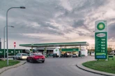 Warto wiedzieć! Tyle zarabia się na stacjach BP. Lepiej niż na Orlenie?