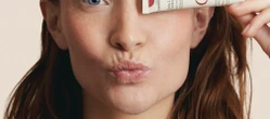 Strefa beauty Jak dbać o delikatną skórę wokół oczu i ust?