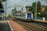 Wiadomości Dramat na torach pod Warszawą. Lądował śmigłowiec LPR, pociągi stanęły