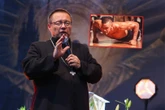 Nietypowy apel kardynała Kardynał Grzegorz Ryś rzuca wyzwanie wiernym! "Róbcie rano pompki"