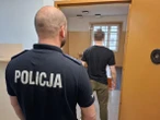 kryminalne Może trafić do więzienia za to, że... ugryzł policjantkę! Agresywny klient sklepu ma na sumieniu znacznie więcej