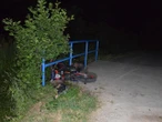 policja ujawnia szczegóły Tragiczna noc na Mazowszu. 26-letni motocyklista zginął po uderzeniu w barierki!