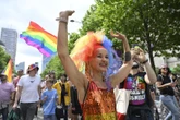 Wydarzenia Warszawa Tysiące osób na Paradzie Równości w Warszawie. Eksplozja radości i kolorów w sercu stolicy