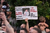 Szokujące szczegóły Polski student zginął ugodzony nożem. Policjanci nie wierzyli, że jest ranny i go skuli