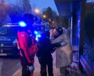 o krok od tragedii Dramatyczne sceny w Sopocie! Przestraszona 85-latka siedziała na przystanku i nie pamiętała swojego nazwiska