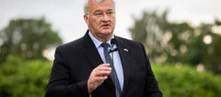 Wojna w Ukrainie Kijów pod ostrzałem rakietowym. Wołodymyr Zełenski potwierdza użycie pocisku Oriesznik