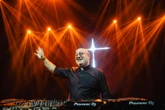 Wiadomości Jego DJ-skie słuchawki pobłogosławił papież. Teraz porwał publiczność w Chorzowie