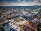 Historia polskich miast Tu zapłonęła pierwsza na świecie naftowa lampa uliczna. Gorlice skrywają niezwykłą historię